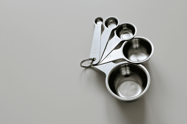measuring cups