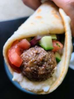 Bulgur lamb meatball wraps