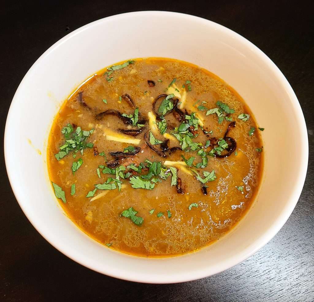 Nihari (Spicy Beef Stew)