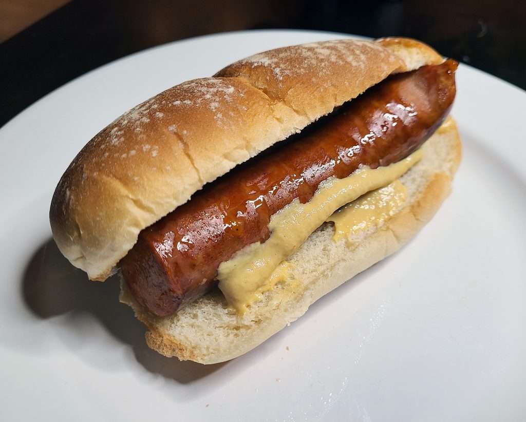 Sanduiche de Salsicha (Sausage Sandwich)