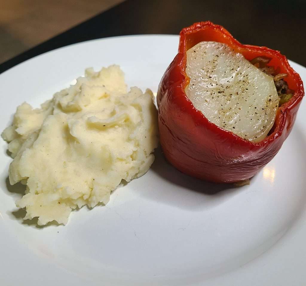 Punjene Paprike (Stuffed Peppers)