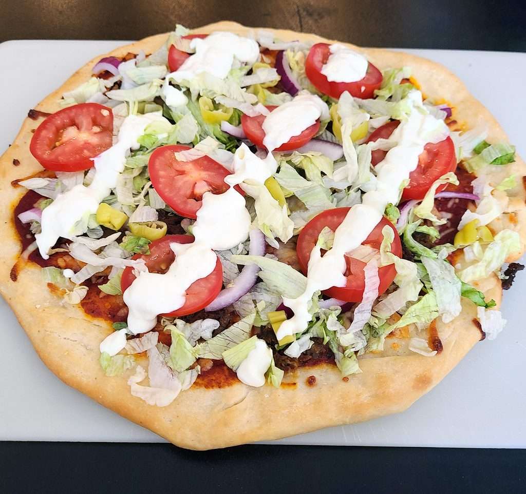 Swedish Kebab Pizza (Pizza with Kebab Meat and Garlic Sauce)